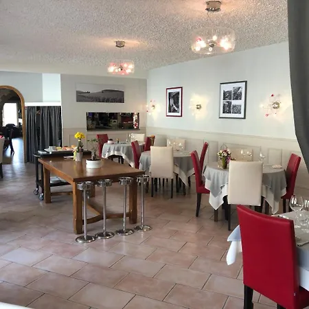 Logis Les Terrasses De Corton Szálloda